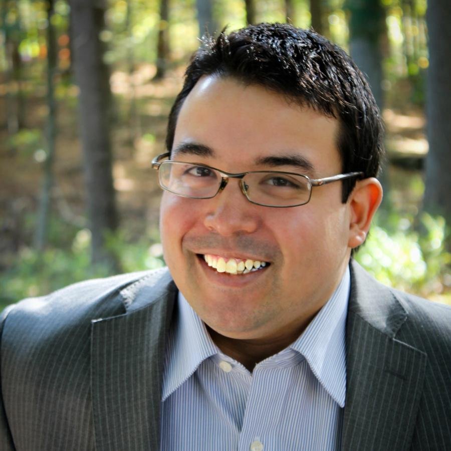 I am Mark. I work @fundmetric and eat hot sauce with every meal.