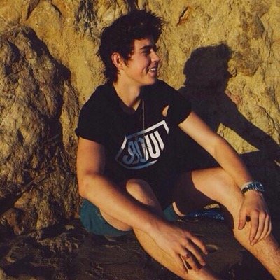 cartersbishhh's profile picture. Heyy Peoples!! I Love Nash, Youtube, & Netflix. They all slayyyy me ¡¡¡¡Youtube Link Below!!!!