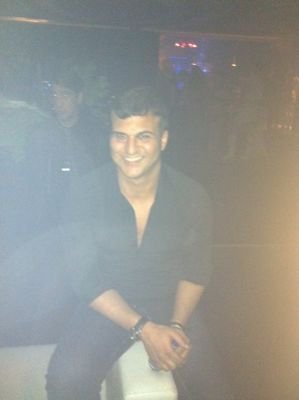 yan_azuelos's profile picture. 