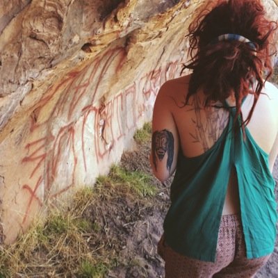 dogsandmormons's profile picture. If you see any crab cakes get your hands on some 'cause I love the crab cakes