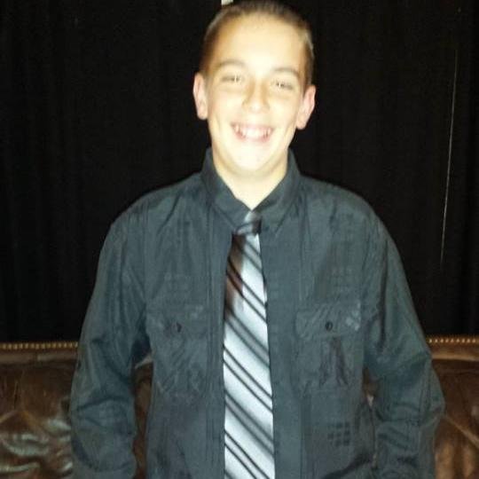 17WSURPLUS's profile picture. I like to hunt and play sports, and im determined to become a nurse!!!