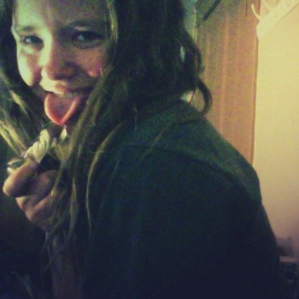 katie_heneghan's profile picture. a weirdo but i'm real though ॐ