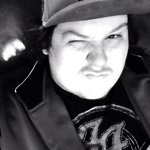 My boredom has morphed into tweets. Now you're all screwed.

Singer.
Songwriter.
Student.
Procrastinator.
Fantasy Football player.
