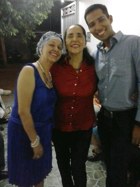 estudiante de Administración de empresas en proceso de grado, ser feliz si se puede, toma tiempo pero para eso estamos los optimistas..