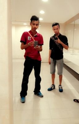 AMIRUL EIEZZAT. JOHORIANS .  .. FACEBOOK : http://t.co/8sZtw48Qn4 WeChat I'd : kaspersky_93 Blackberry I'd : 28CF9DC5