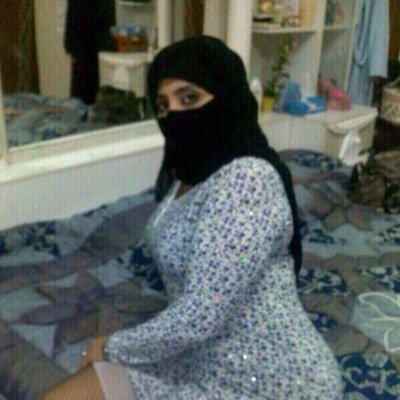 شروطي تشحن لي ١٠٠موبايلي وبعد الشحن اديق رقمي ونتفق ودلك الشقه ما ابي بزارن لا يدخل خاص ال الجاد