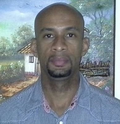 capumos11's profile picture. Consultor en Marketing y liderazgo