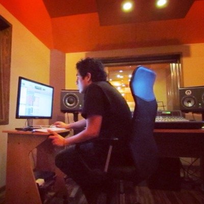 @SamMusicP