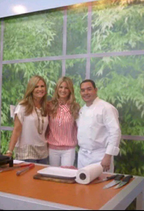 Venezuelan guy, cocinero por pasión, profesión y convicción. Sibarita, Enamorado de mi vida y de la gente buena nota!