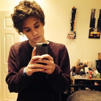 AM AND THE VAMPS FOREVER ✌️