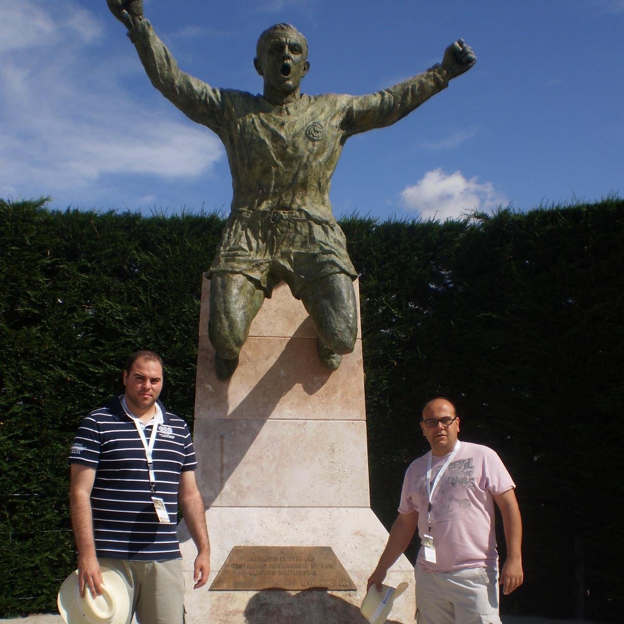 alvarollerena's profile picture. Desde la linea del tiro libre!!