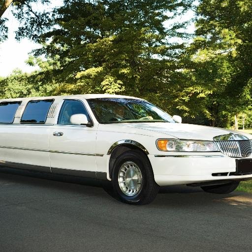 SinghLimo1's profile picture. We are Singh Limousine Service and Transportation serving Katy TX. We offer high quality limousine service. / (281) 667-9226