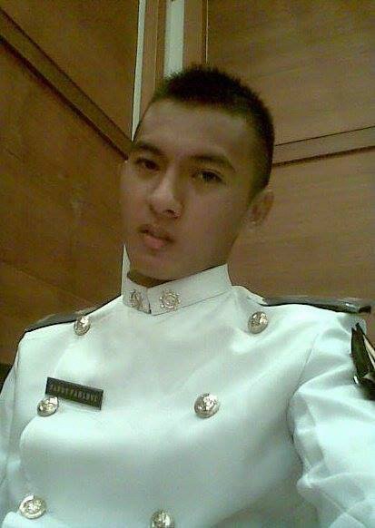 Cintailah pelaut dengan hati bukan materi