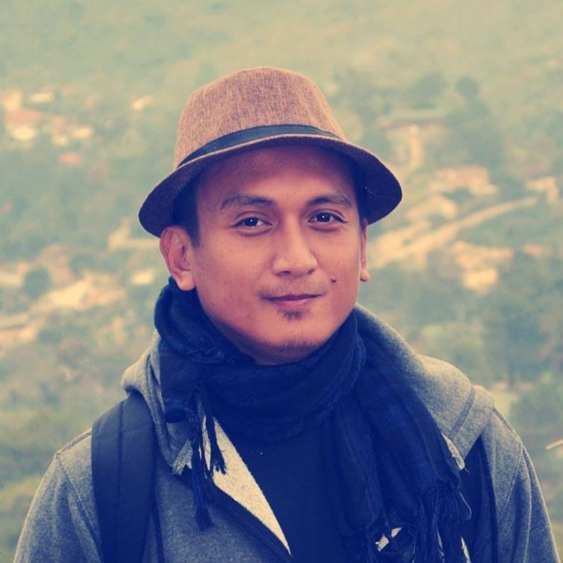 edescueta's profile picture. Digital Marketing Strategist, Multidisciplinary Graphic Designer, Front-end Web Developer, camping enthusiast, backpacker and general busy bee.