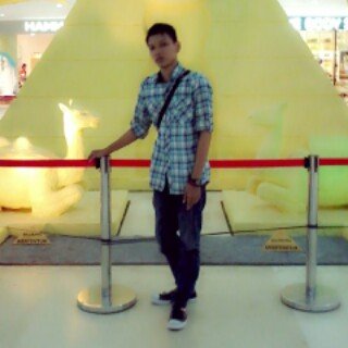 Buat masa depanmu seindah mungkin.....         Make you're future is happy ending......