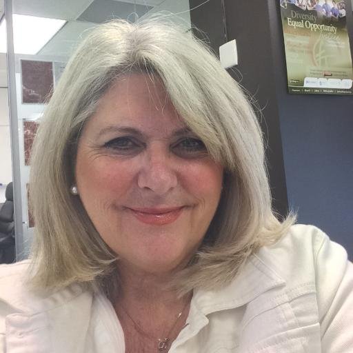 Owner of E-Distant Assistant. 
Assisting SMEs and Consultants with Admin services.