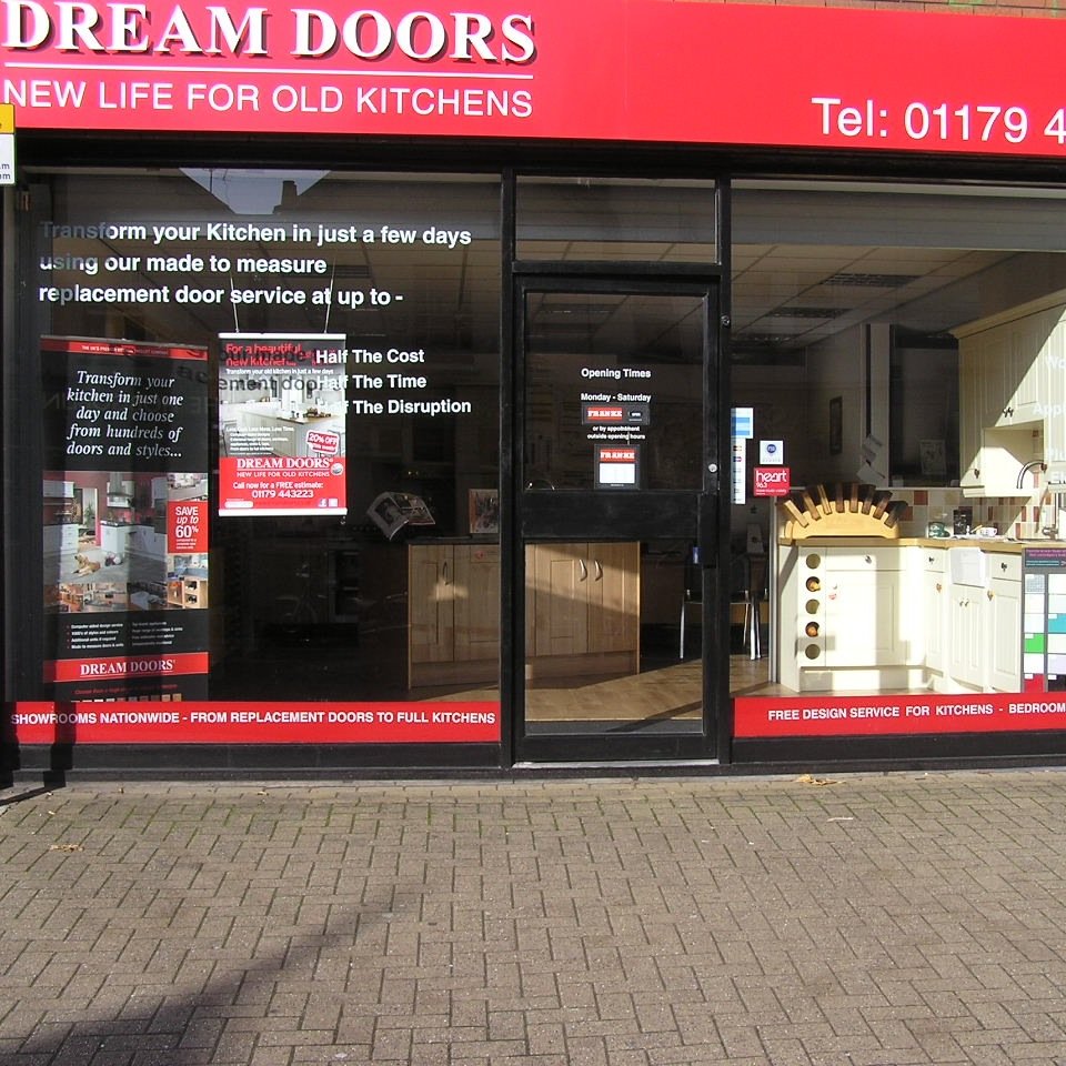 Kitchen designing, planning and fitting! We love all things kitchens!
