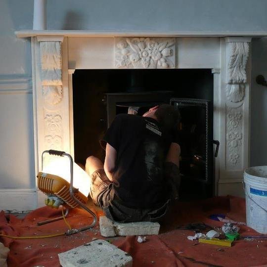 Offering a range of building services, from small alterations to complex projects, skilled tradesmen with an exceptional eye for detail.
