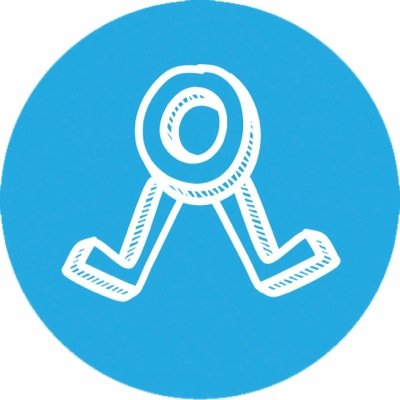 Login Lan es una Junior Coop formada por 13 jóvenes emprendedores. Somos estudiantes del grado LEINN (Liderazgo Emprendedor e Innovación) de Mondragón.