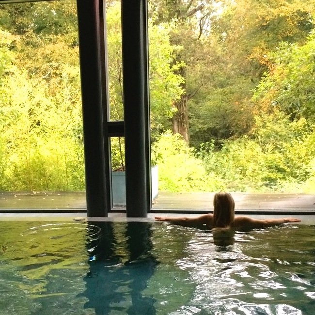 Luxury travel & spa writer; nutritionist