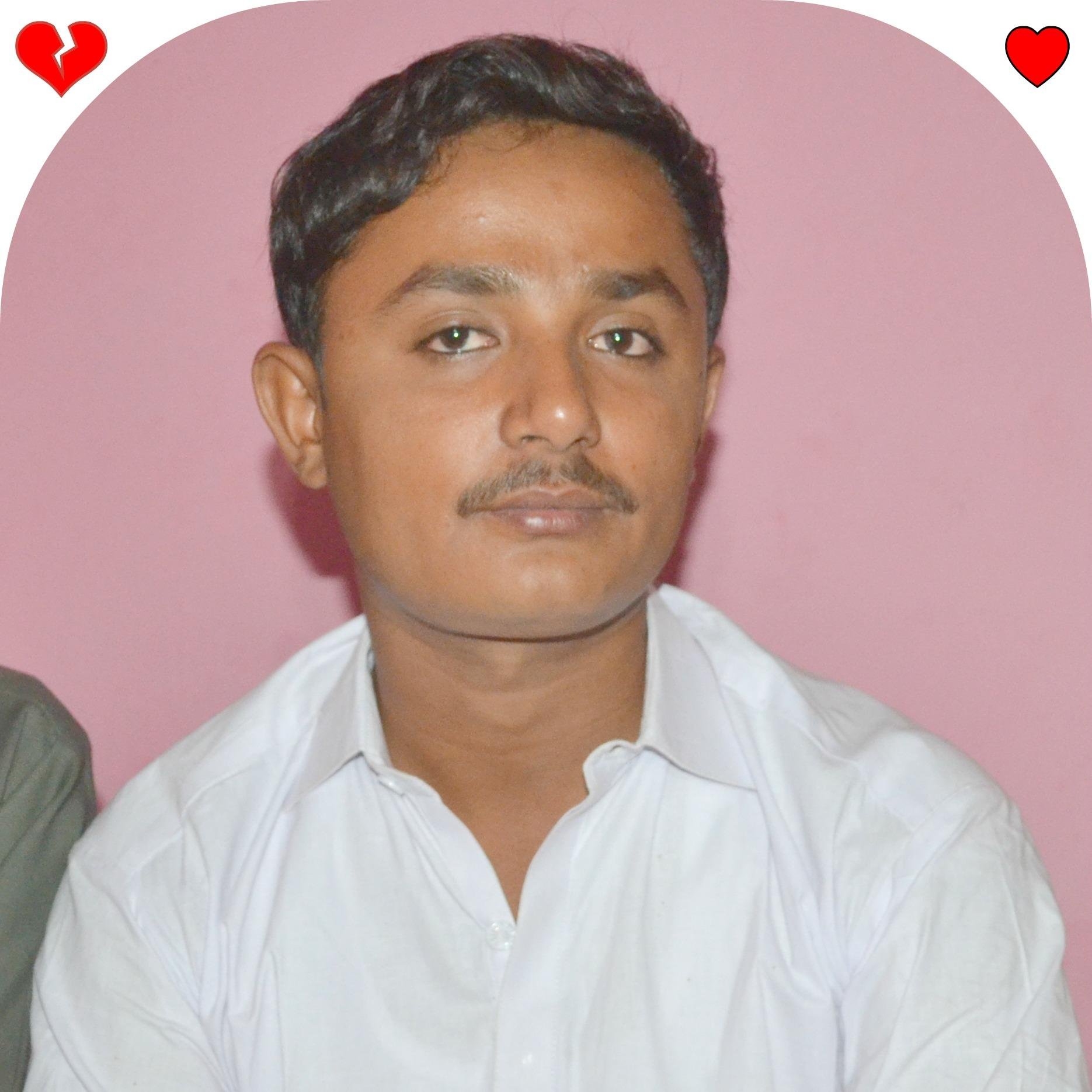 Kaha Tha Na Mujhe Apna Na Bana
Njan 
Ab Banaya He Tou Tamasha Na Bana
