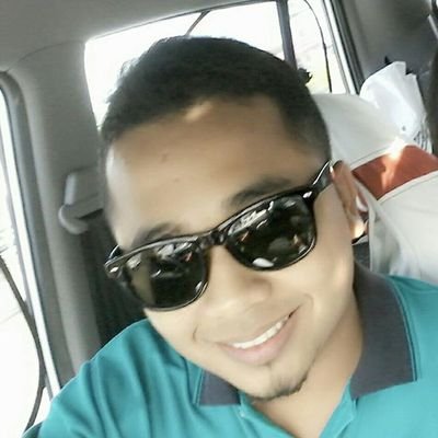 izham42's profile picture. im simple man but sometime complicated