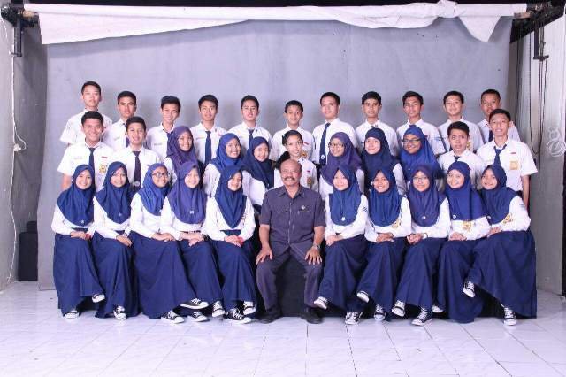 We born to be a champion and make a history (official page account of 9-I)