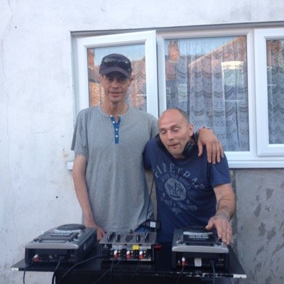 DurrantLeone's profile picture. Groovy Dj Blingsta , funky dance music mixed with passion 🎧💜