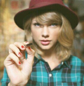 Taylor.Fearless.Speak http://t.co/0bIJdjP3Sp.1989