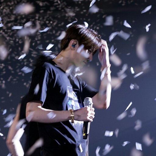 I'm not real HyunSeung