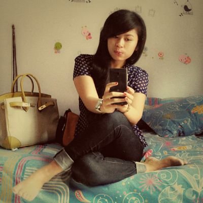 SintaPuttri's profile picture. U know my name, not my story.. don't judge me!!     ❤ Allah   ❤Ibuk Bapak  ❤Puww