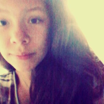 Hello !
Je suis Mélissa
J'ai 13 ans 
J'adore la danse et la mode 
J'ai un compte instagram qui est @melissaa_mrs Voilà 
xoxo Mélissa ♥