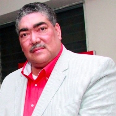 Ministro para Políticas de Integración Regional de la República Dominicana, Secretario General del Movimiento Izquierda Unida.