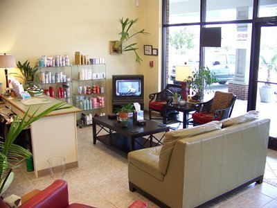 Upscale, full service hair care and tanning salon. Find get acquainted offers at http://t.co/D1MDJG1q or http://t.co/wdt2dOau…