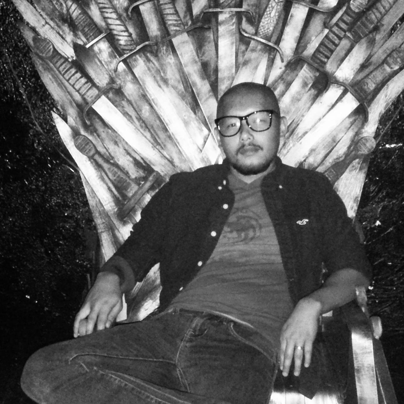 Game Designer. Artist. Story Teller.  The most complete human being in the world.
