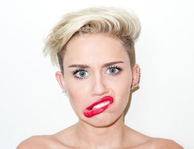 Ici il y a des ventes/échanges de posters/cartes de tes stars préférées. J'échange contre Kev Adams/Miley Cyrus/Vampire Diaries/Pll