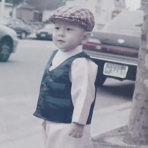 To me, you are perfect.                                2015 DONGHYUK DAY :: http://t.co/4d1NZnEeKY