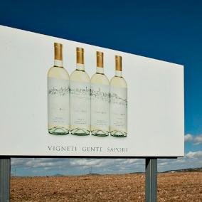 Azienda Vitivinicola con una superficie vitata di 800 ettari. E' il primo produttore di Orvieto Classico.