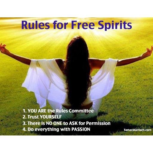 Moni_Rosas's profile picture. 