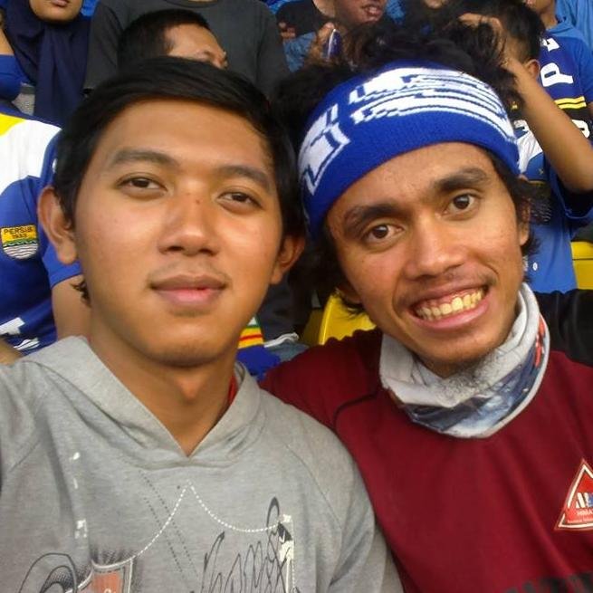 ingin bersahabat dengan banyak hal :D