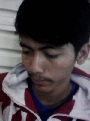 Gua yg simpel, bisa nerima sesuatu hal apa ada'a :)