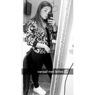 IG : _mvdh | Snap: kusmadeliefx
