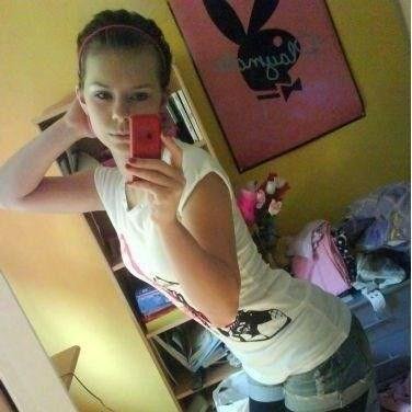 hey! ich bin immer noch single! würde das gerne ändern! freue mich über kontakte, melde dich auf http://t.co/Wre52dLmol  :) username ist freche-laura