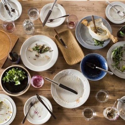 熟成塩豚と古来種野菜のお店です。自然派ワインやクラフトビールなど、お料理と供にお楽しみください。