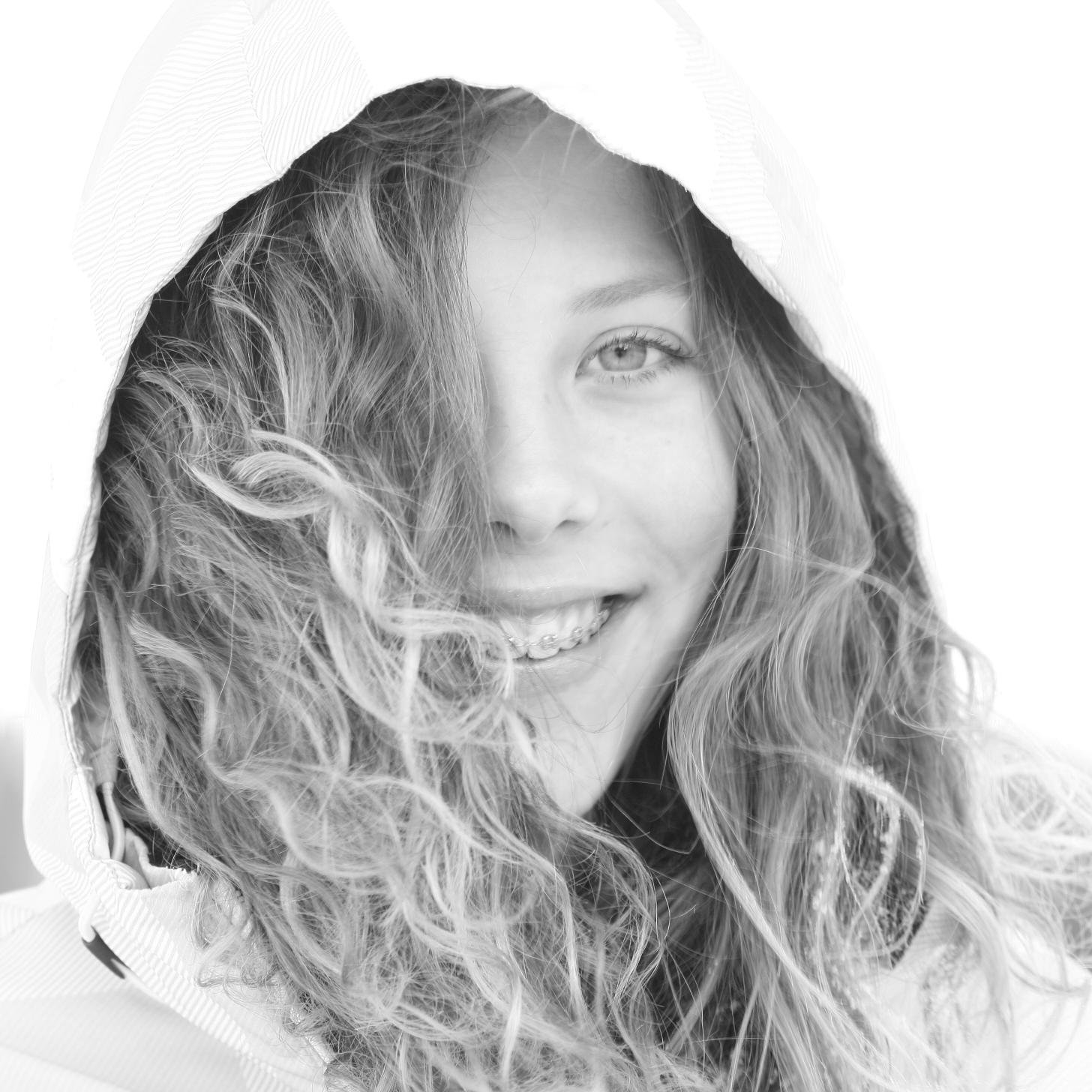 Joderhander's profile picture. hi! I'm a 18 years old girl, loving horses, music and gaming ^^ 3