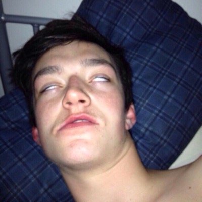 send us pictures if your mates fully sessioned!