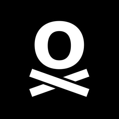 Agence de communication spécialisée dans les contenus, les histoires sur les supports prints et digitaux. Equipage énervé et motivé !