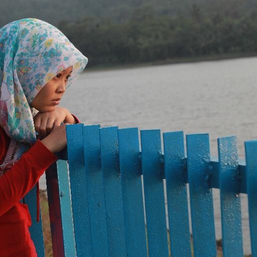 Nanti, akan ada saatnya aku tunjukkan pada dunia bahwa aku pun pantas diberi tepuk tangan