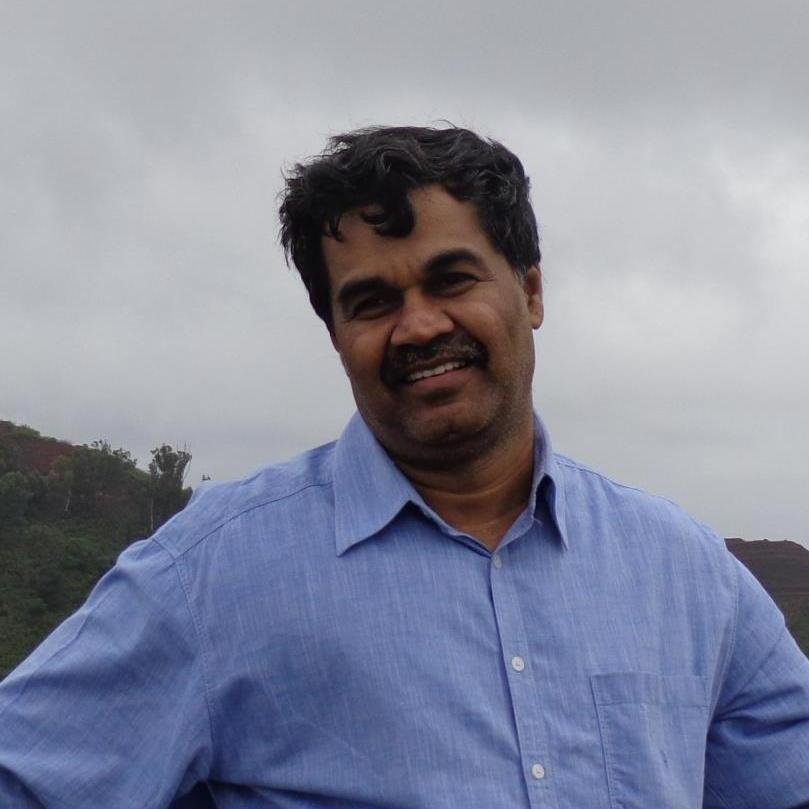 Managing Director @ ProSIM R&D Pvt. Ltd.
RSS and BJP karyakarta.
Ph.D from IISc (1988). 
Former prof at Imperial clg, London.
Former scientist at US Airforce.