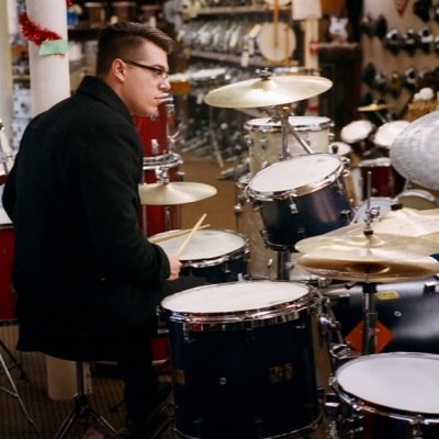 peacemercbass's profile picture. I slappa da bass for @peacemercutio, have a dog named bear, and Jesus is my homeboy ! 
IG: sammartinez21